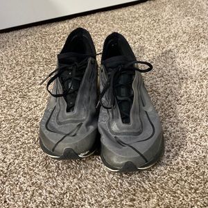 Women’s Nike Zoom Size 8